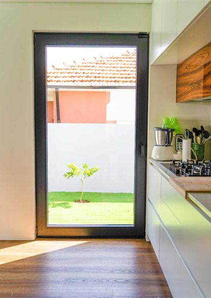 finestre in pvc thermofibra a battente Deceuninck